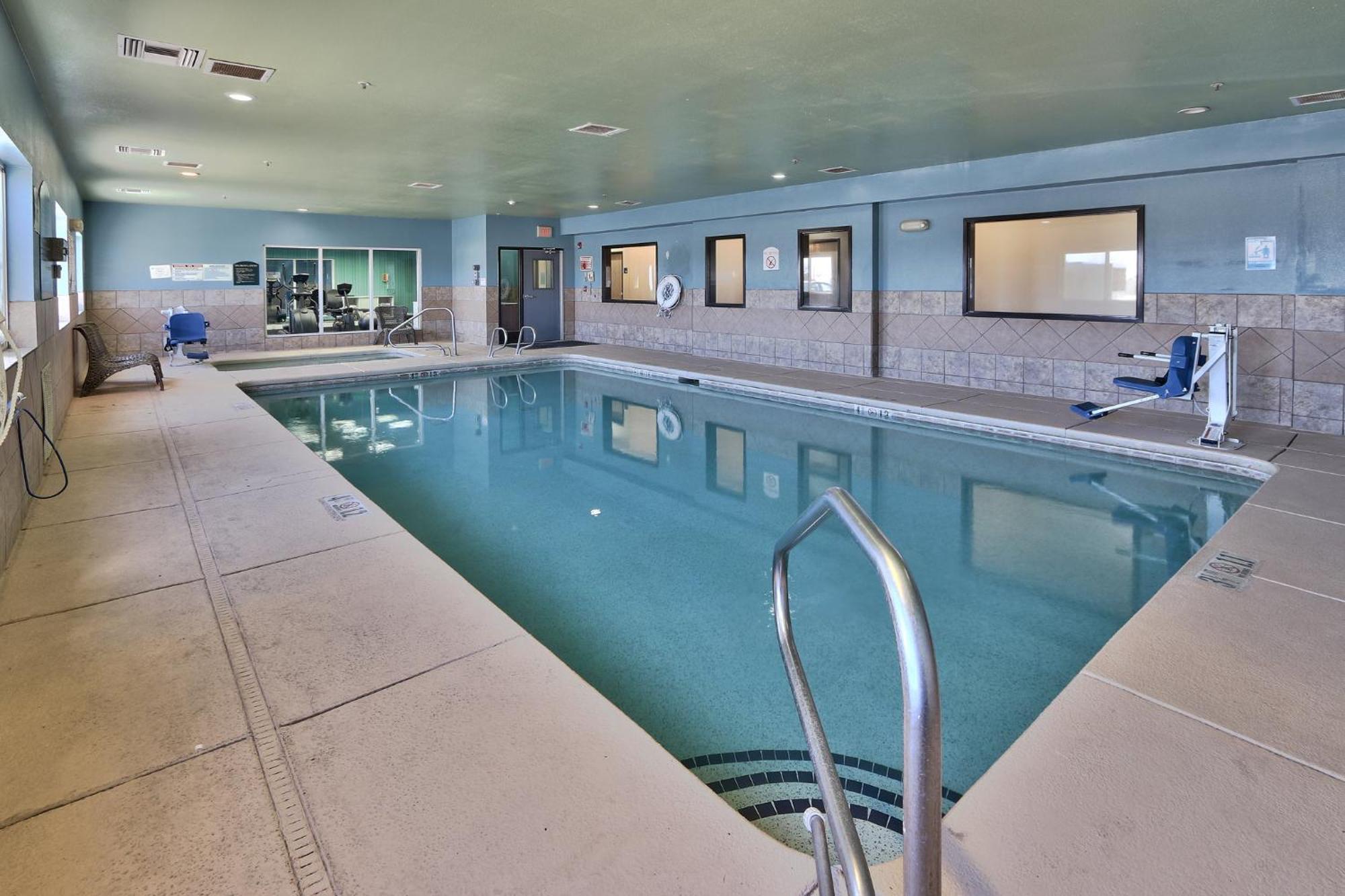 Holiday Inn Express & Suites Portales By Ihg Kültér fotó