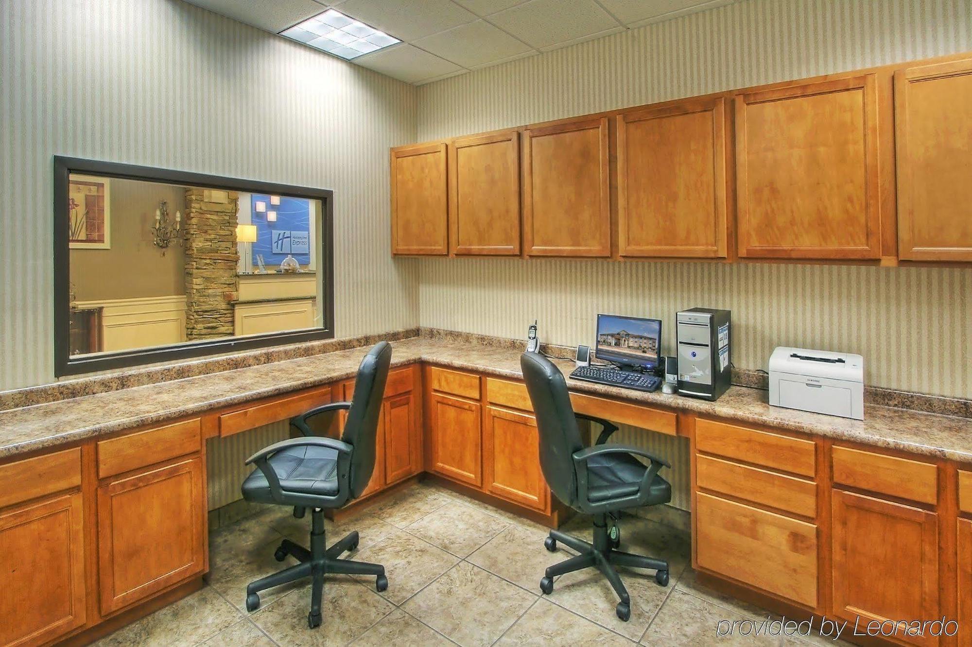 Holiday Inn Express & Suites Portales By Ihg Kültér fotó